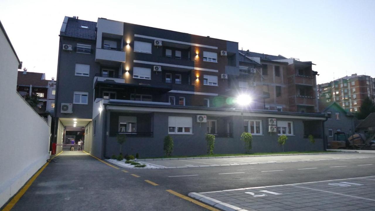Apartman Kristal Sremska Mitrovica Exterior foto