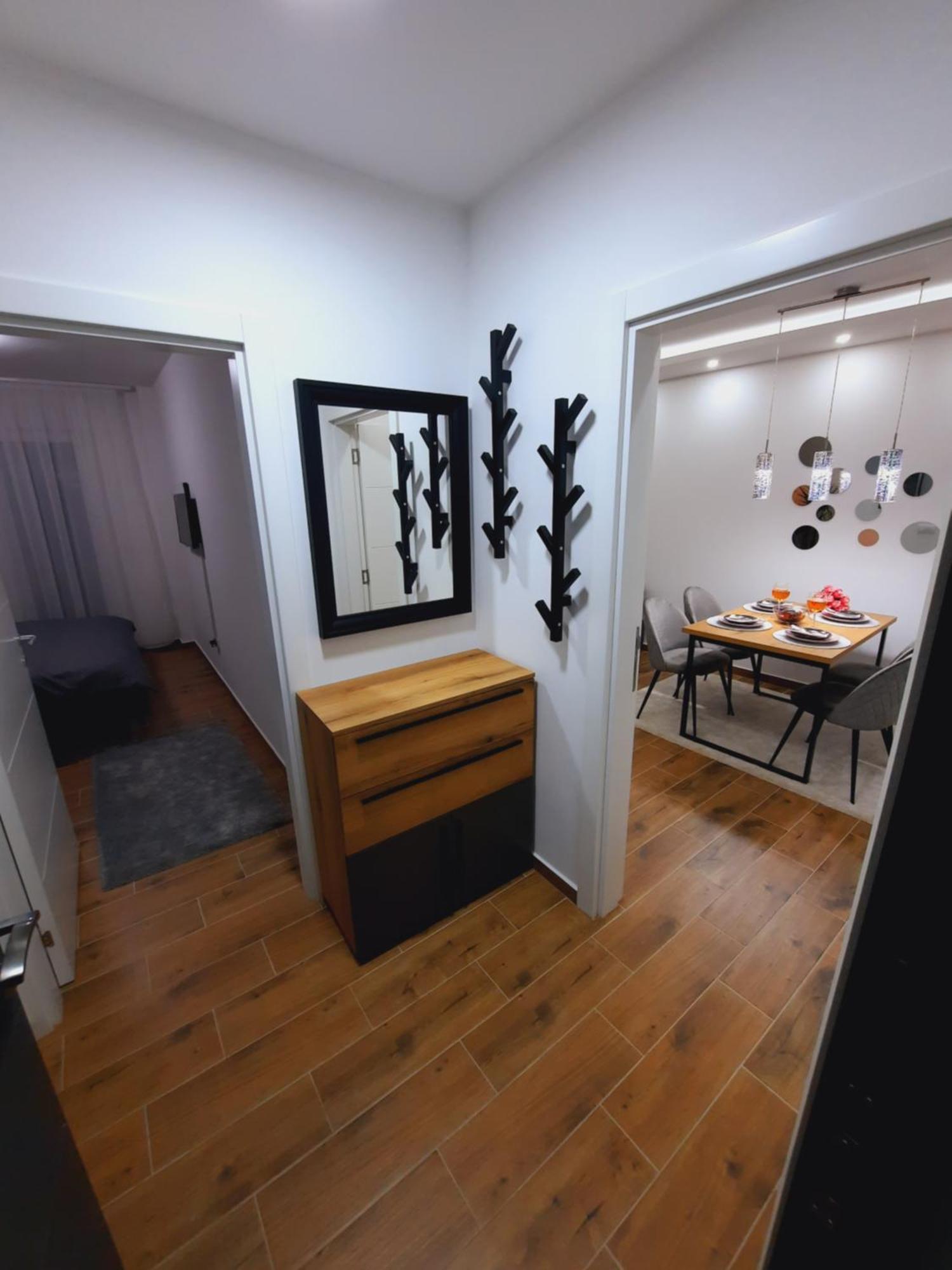 Apartman Kristal Sremska Mitrovica Exterior foto